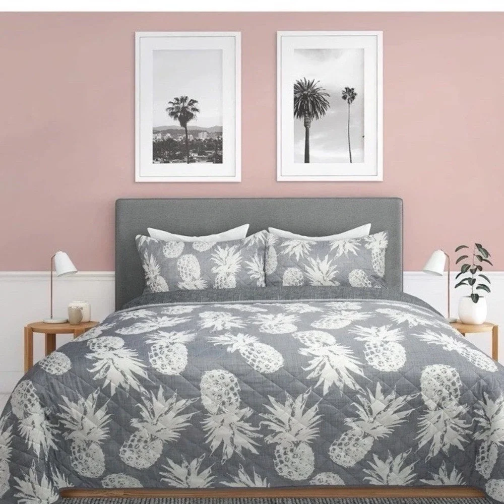 New Quilt 3PC Set King Pineapples Tropical Gray White Coverlet 2 Shams‎